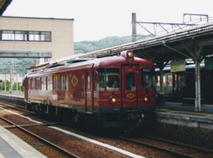 京都丹後鉄道観光列車 　あかまつ号